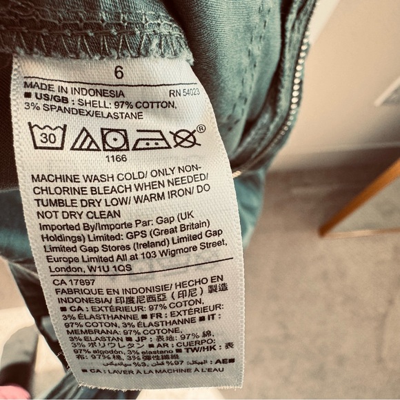 Girlfriend Khaki short size 6 - Picture 16 of 16